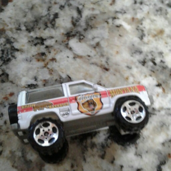 14 mattel matchbox or hot wheels - Picture 2 of 15